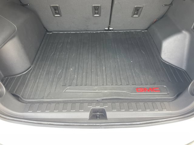 Used 2024 GMC Terrain SLE w/ Driver Convenience Package FWD image 23