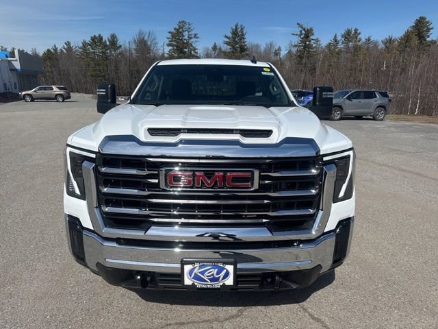 New 2026 GMC Sierra 2500 SLE AWD/4WD image 2