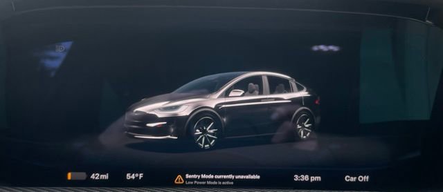 Used 2022 Tesla Model X Plaid image 30