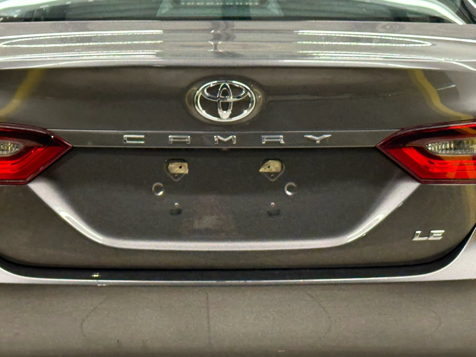 Used 2022 Toyota Camry LE FWD image 10