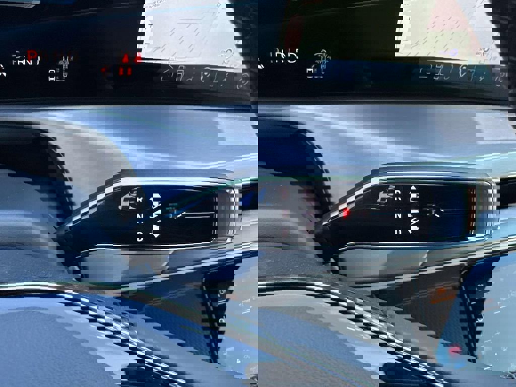 New 2026 Cadillac Vistiq Sport w/ LPO, Floor Liner Package image 16