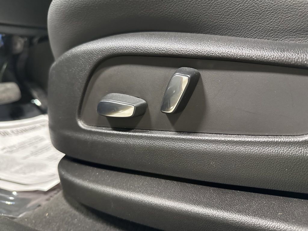 Used 2023 Cadillac XT6 Luxury image 18