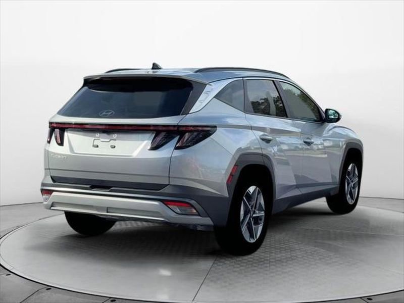 New 2026 Hyundai Tucson SEL image 7