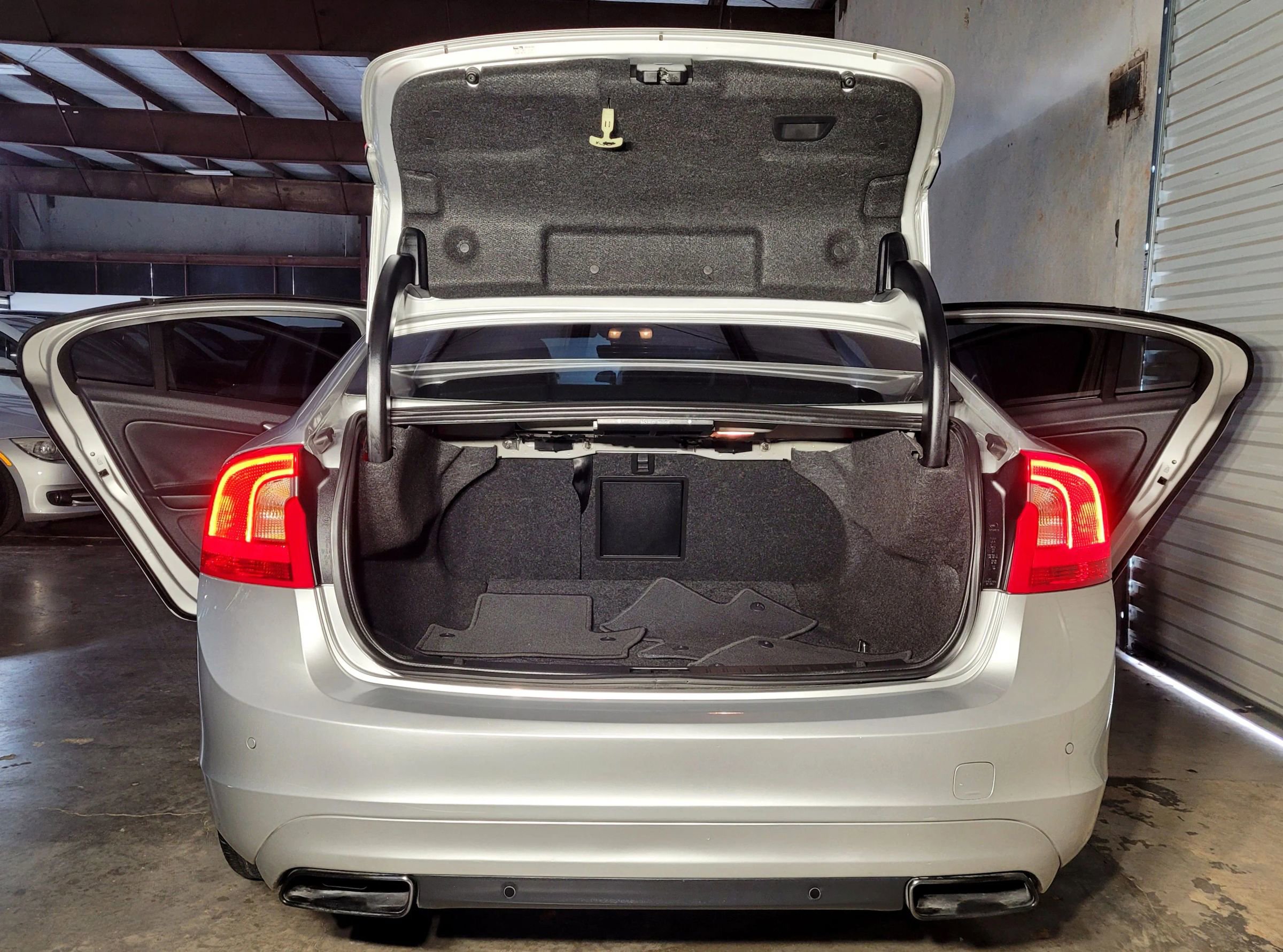 Used 2016 Volvo S60 T5 Premier image 10