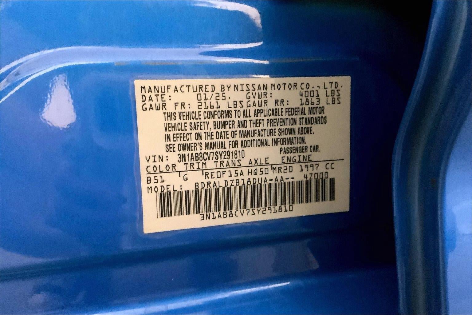 Used 2025 Nissan Sentra SV FWD image 32