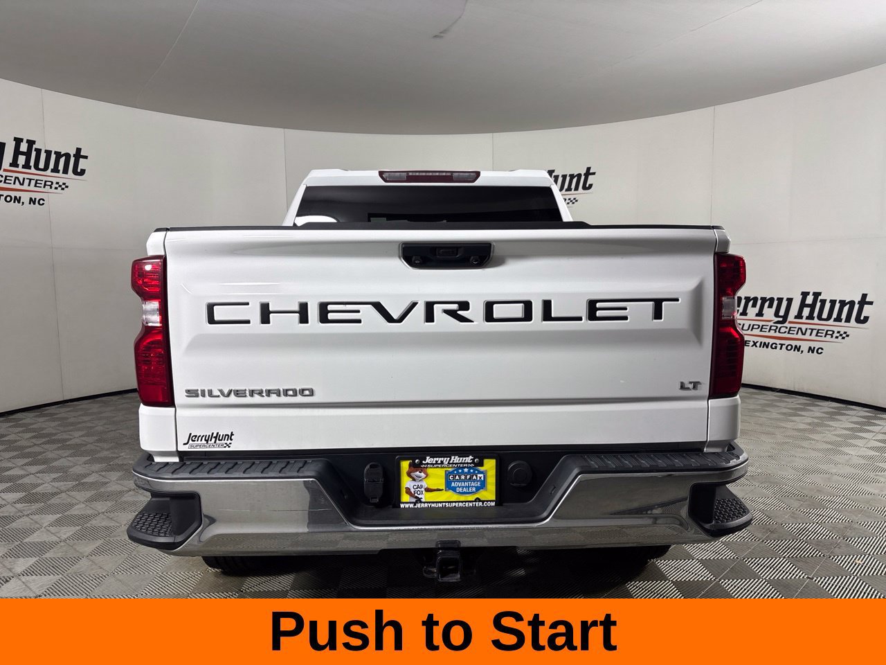 Used 2024 Chevrolet Silverado 1500 LT RWD image 7