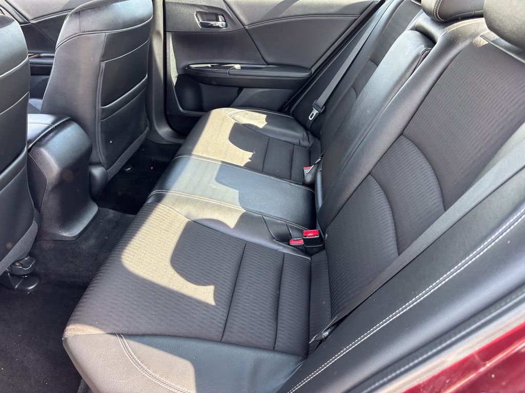 Used 2017 Honda Accord Sport image 43