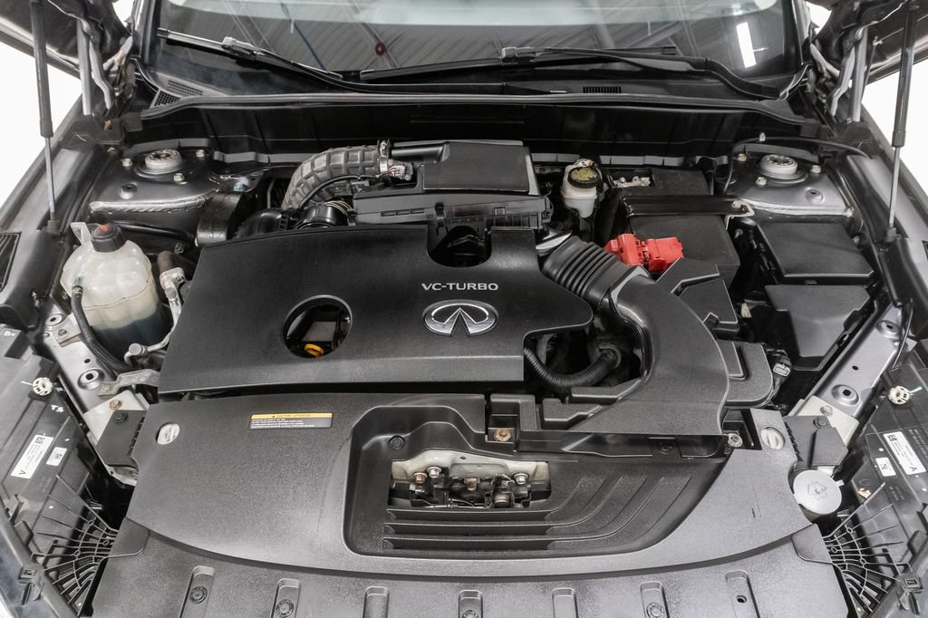 Used 2019 INFINITI QX50 Essential w/ Premium Audio Package AWD/4WD image 3