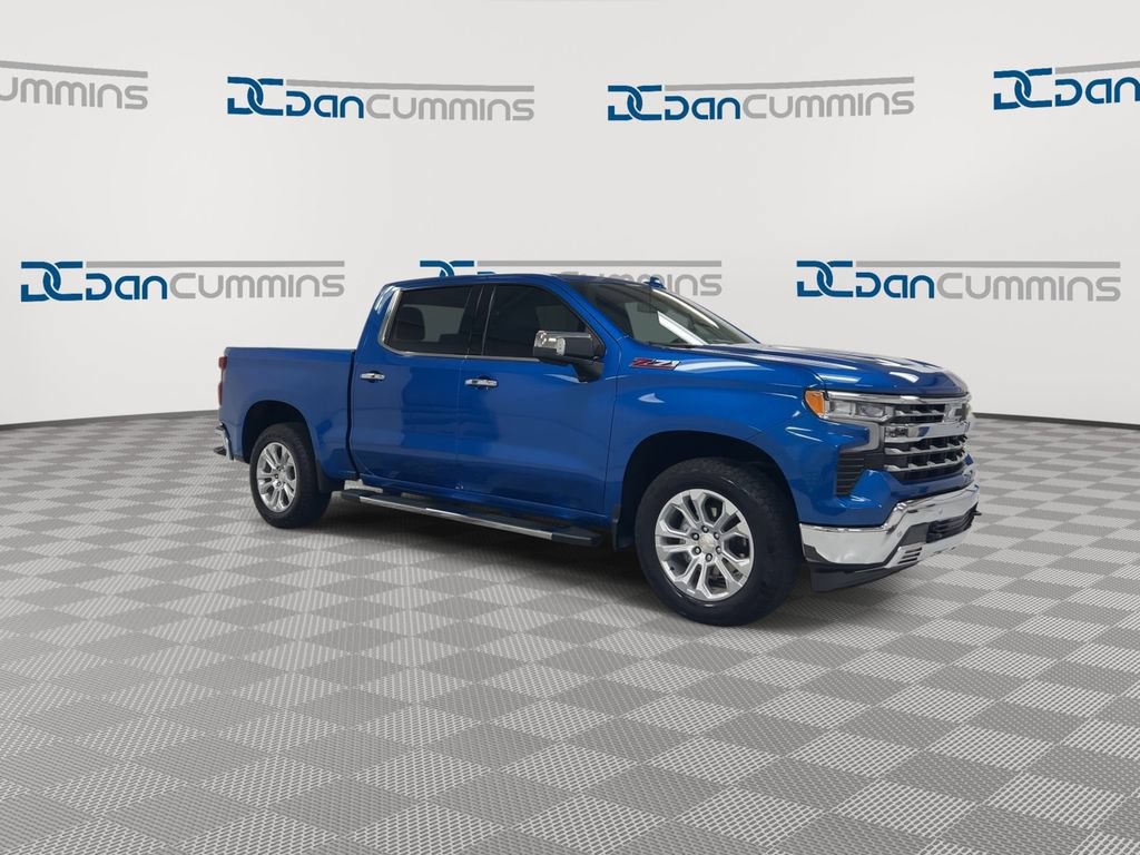 Used 2024 Chevrolet Silverado 1500 LTZ AWD/4WD image 2