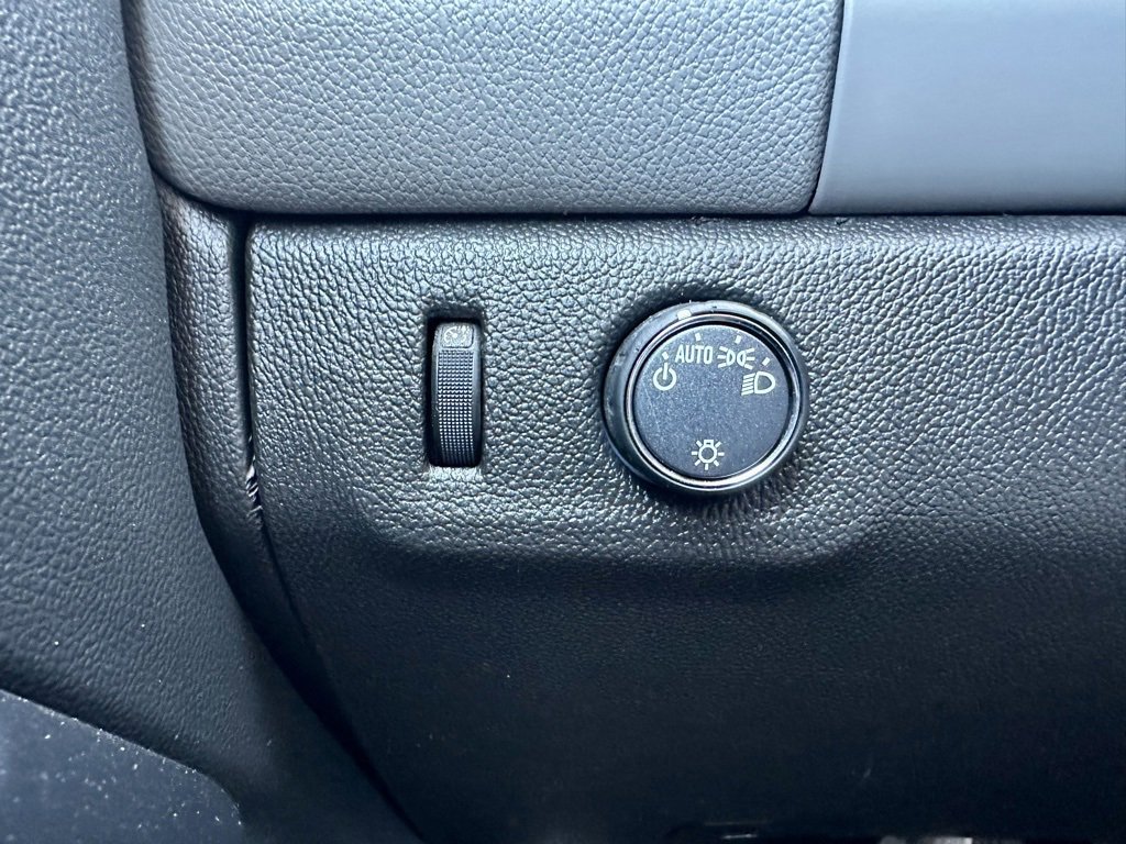 Used 2022 Chevrolet Colorado W/T image 20