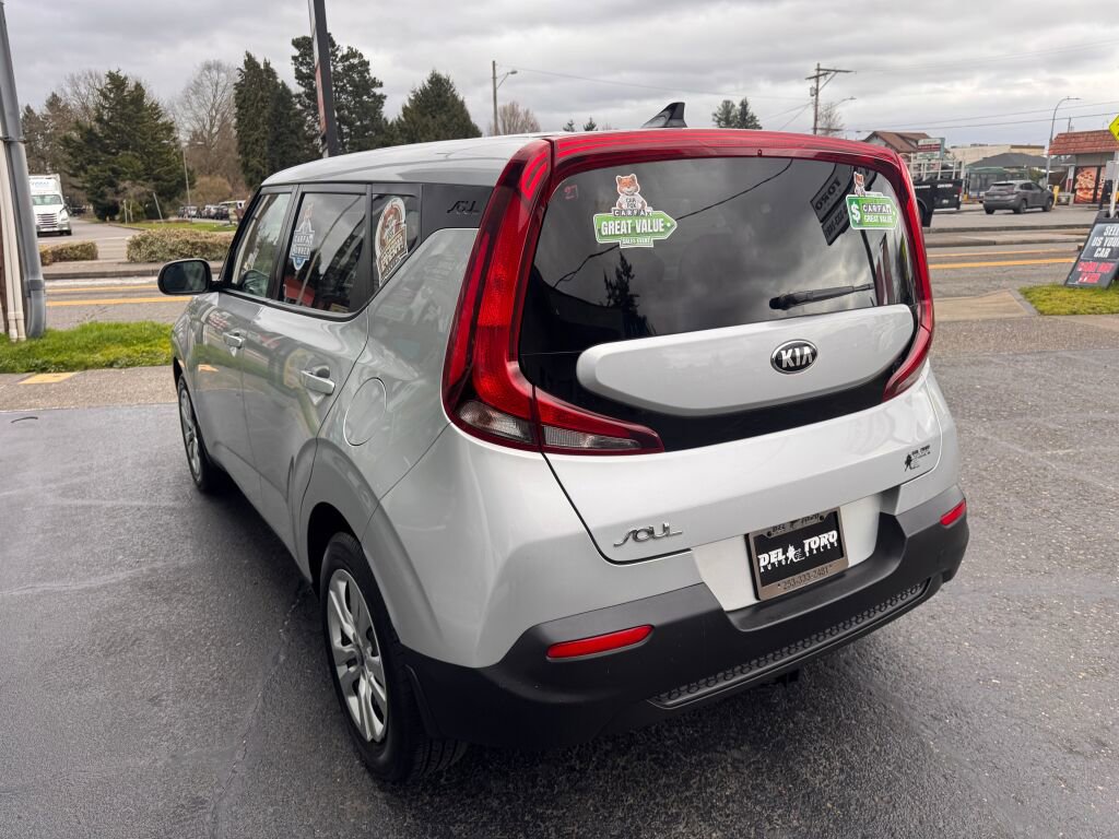 Used 2021 Kia Soul LX image 8