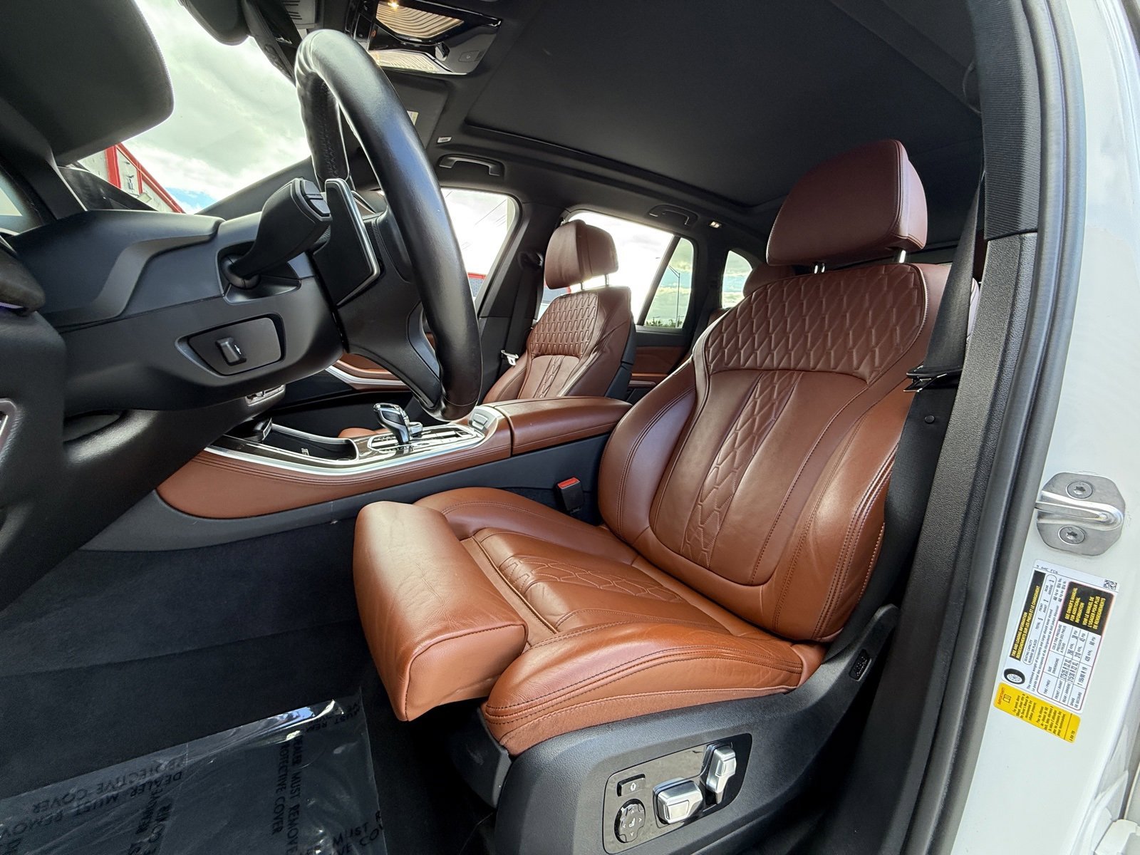 Used 2022 BMW X5 sDrive40i w/ M Sport Package image 18