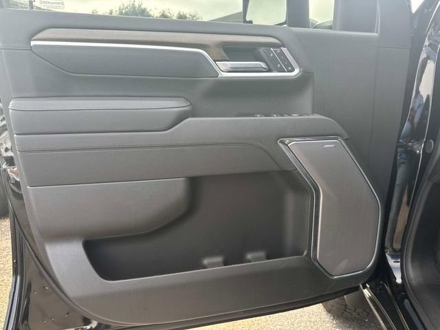 Used 2026 Chevrolet Silverado 2500 High Country w/ Midnight Edition image 25