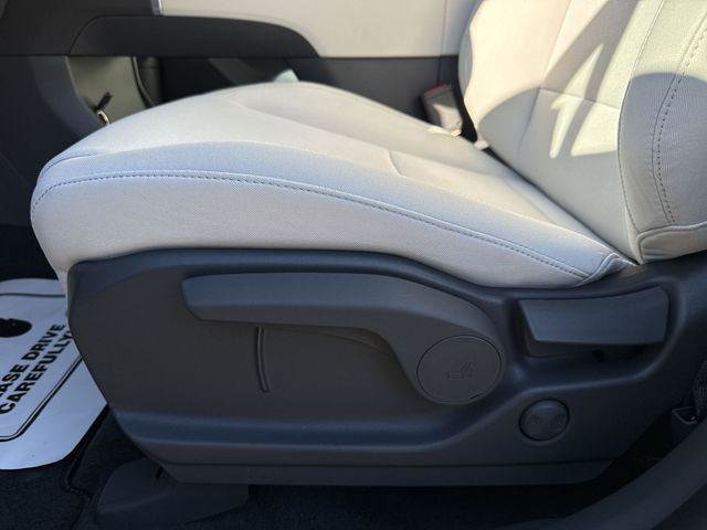 New 2026 Hyundai Santa Fe SE image 14