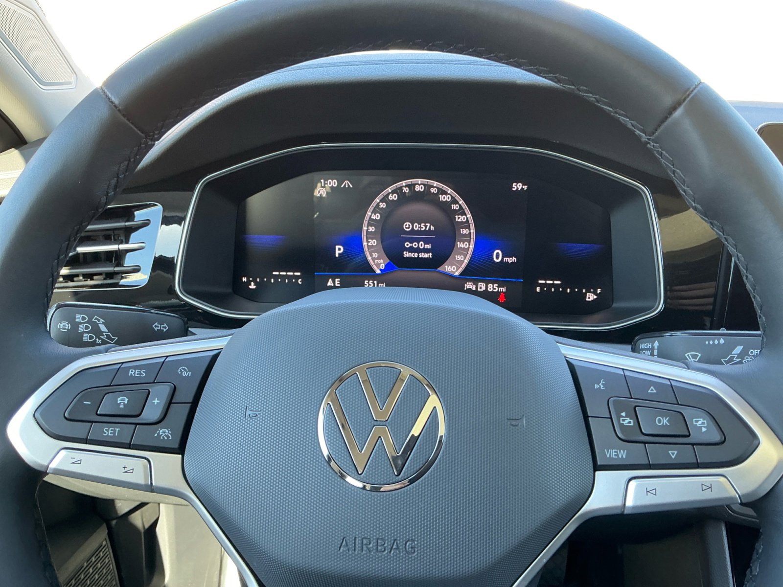 Used 2025 Volkswagen Jetta SE w/ Sunroof Package image 11