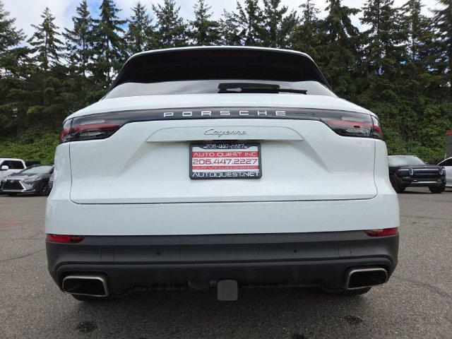 Used 2022 Porsche Cayenne AWD/4WD image 24