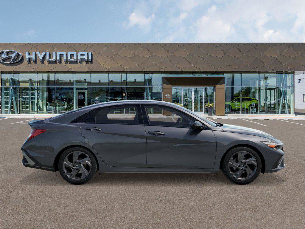 New 2026 Hyundai Elantra Sport image 7