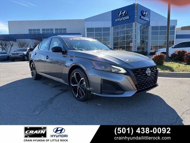 Used 2024 Nissan Altima 2.5 SR