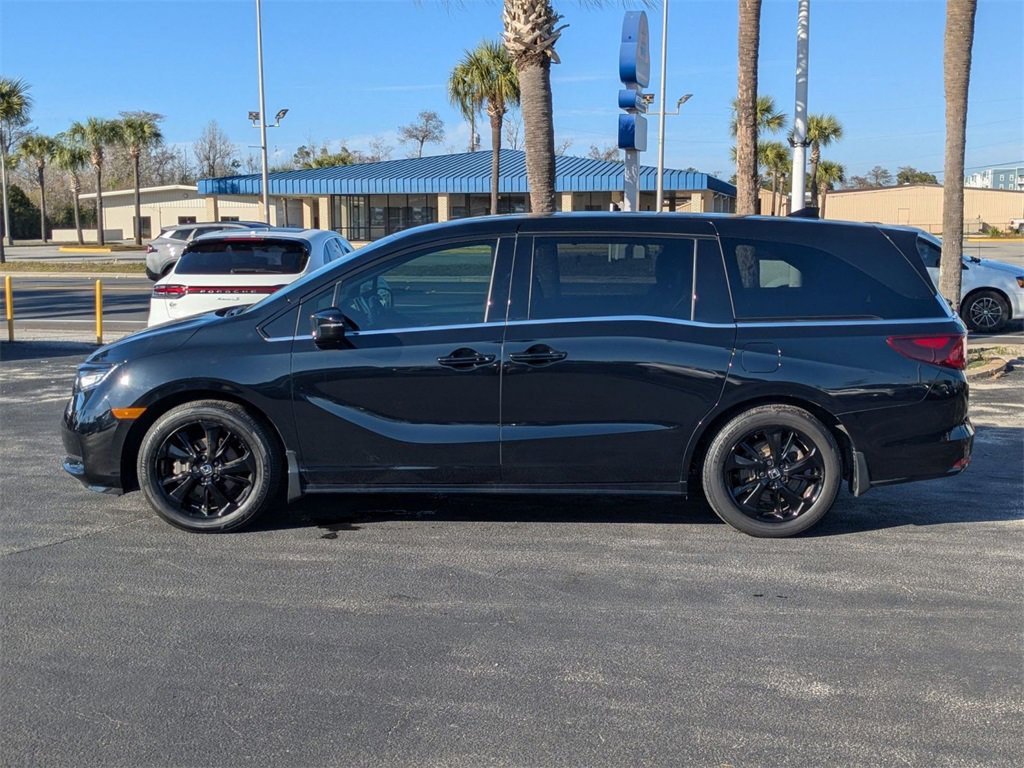 Used 2024 Honda Odyssey Sport image 9