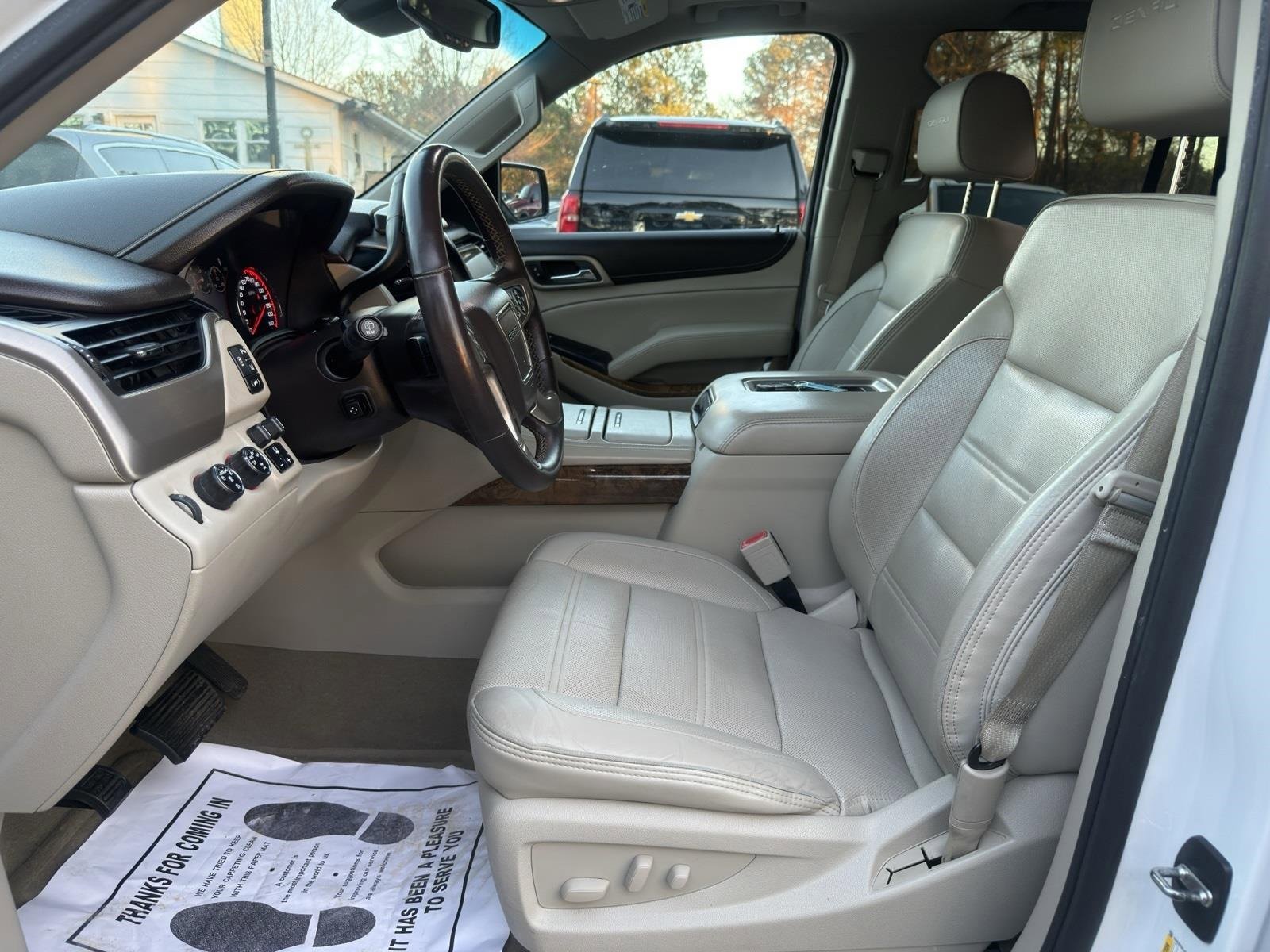 Used 2015 GMC Yukon Denali w/ Open Road Package image 20