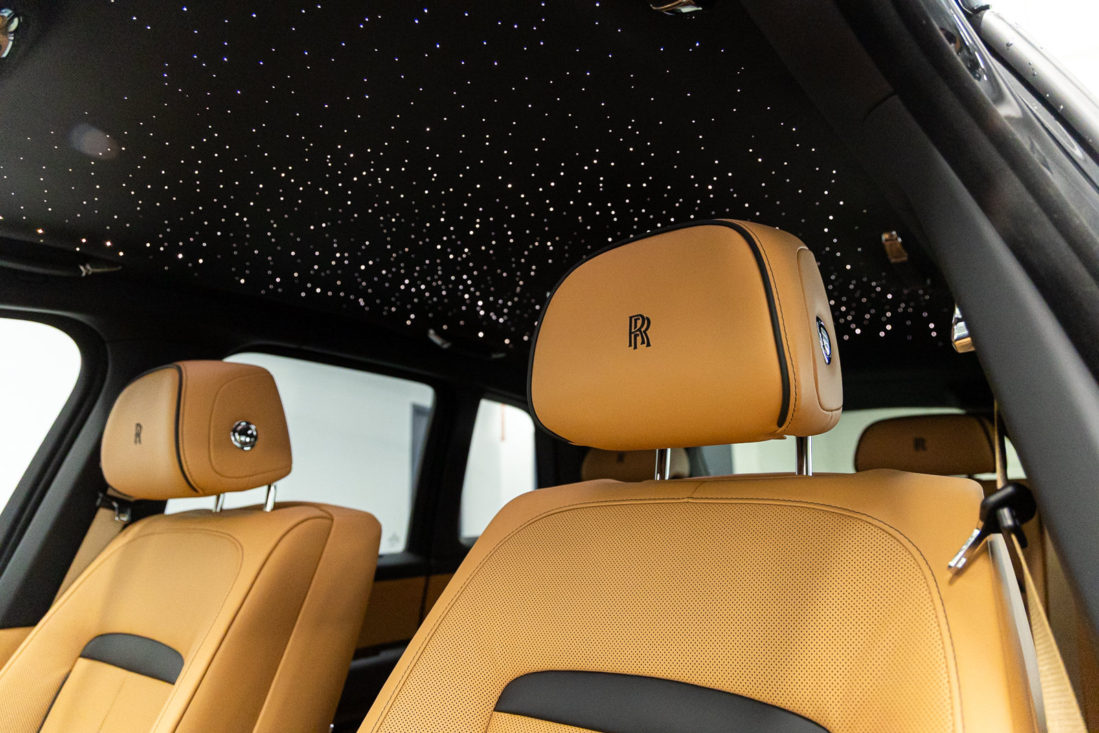 New 2027 Rolls-Royce Cullinan AWD/4WD image 35