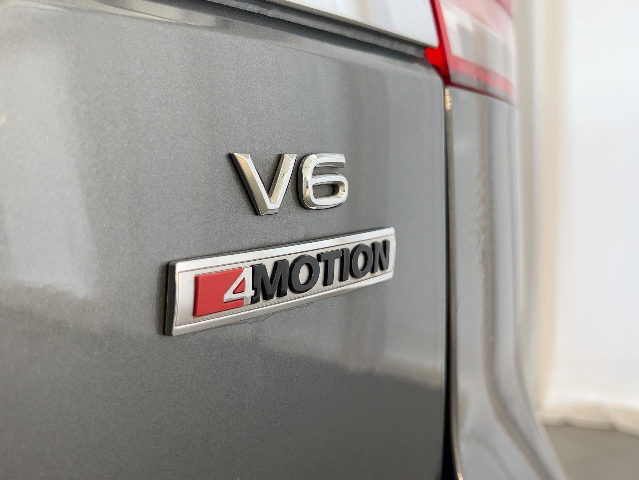 Used 2019 Volkswagen Atlas SEL image 38