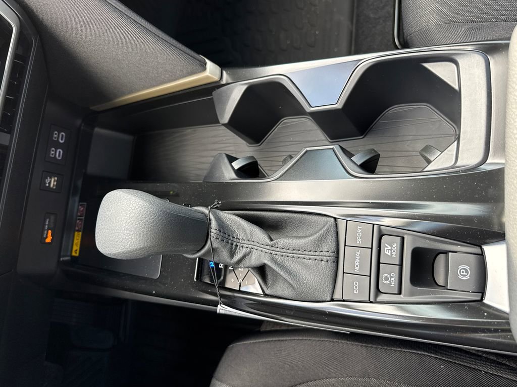 New 2026 Toyota Camry LE FWD image 28