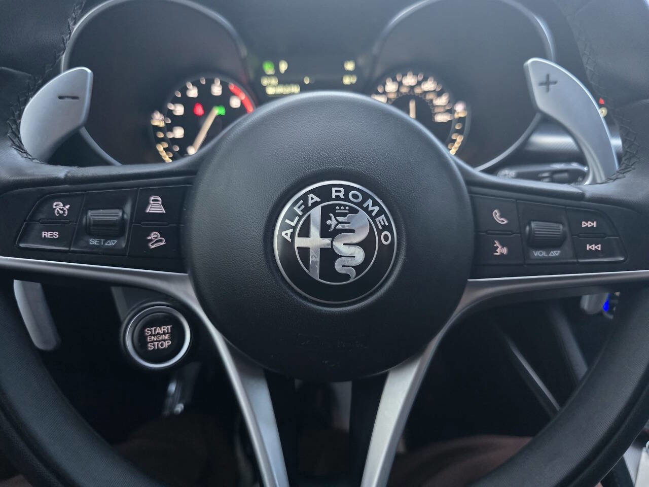 Used 2018 Alfa Romeo Stelvio Sport w/ Quick Order Package 22J Sport image 21