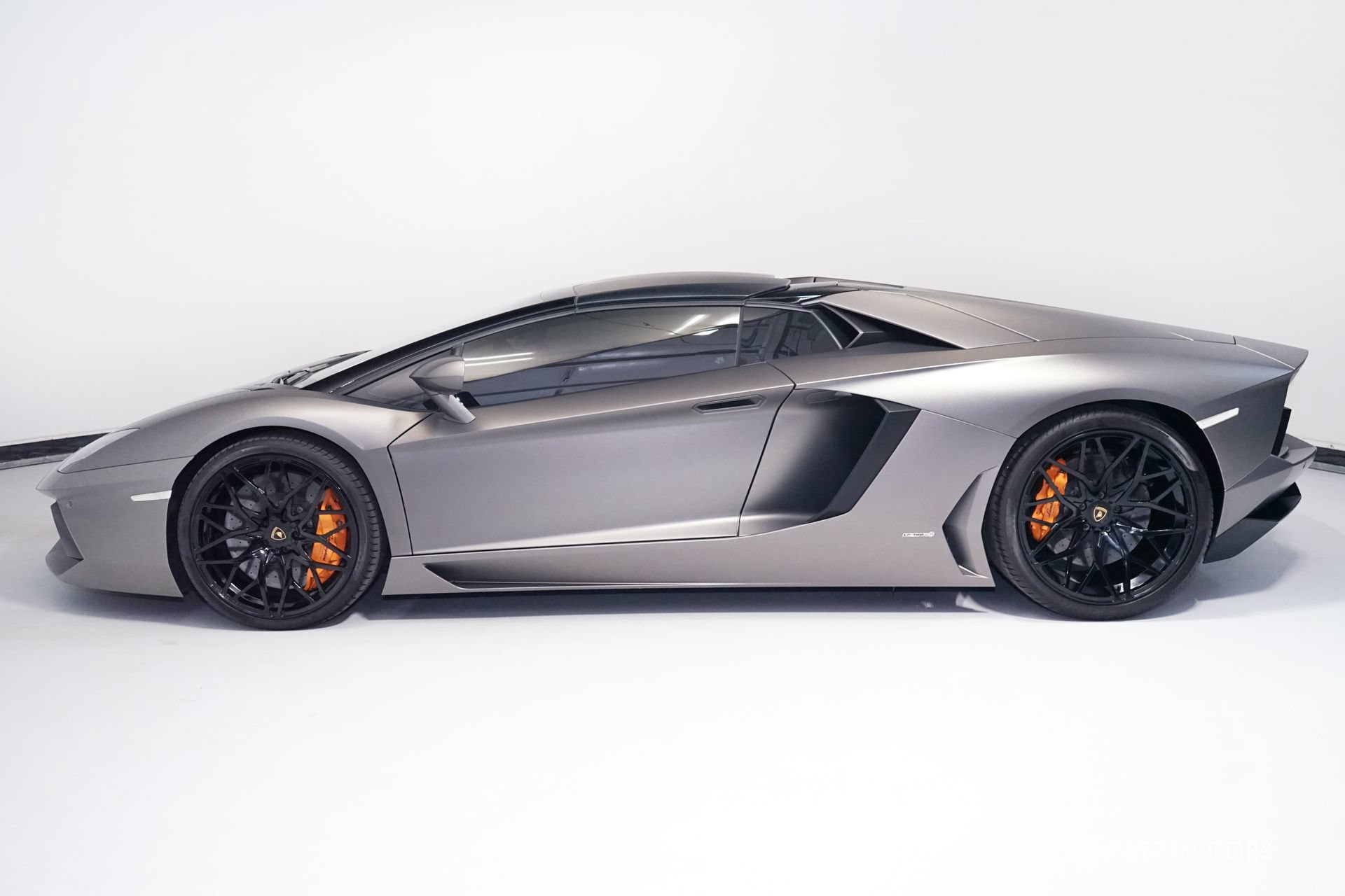 Used 2015 Lamborghini Aventador LP 700-4 AWD/4WD image 5