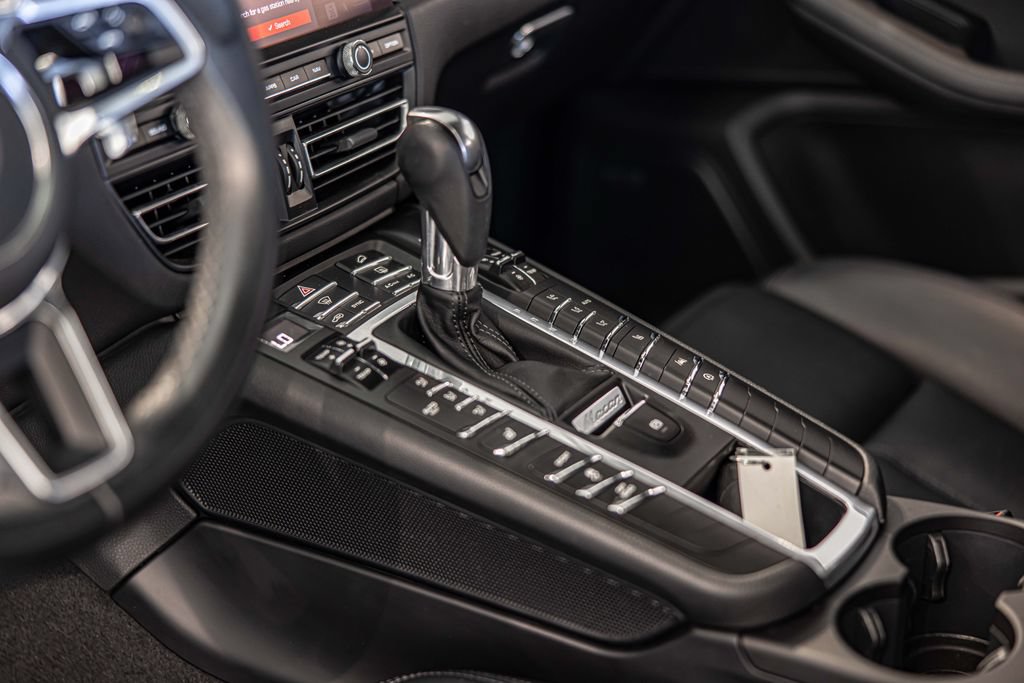 Used 2021 Porsche Macan S AWD/4WD image 22