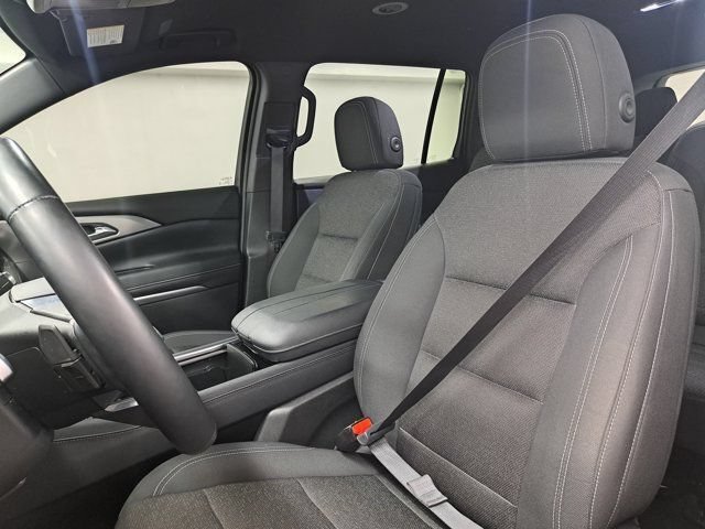 Used 2024 Chevrolet Traverse LT FWD image 22