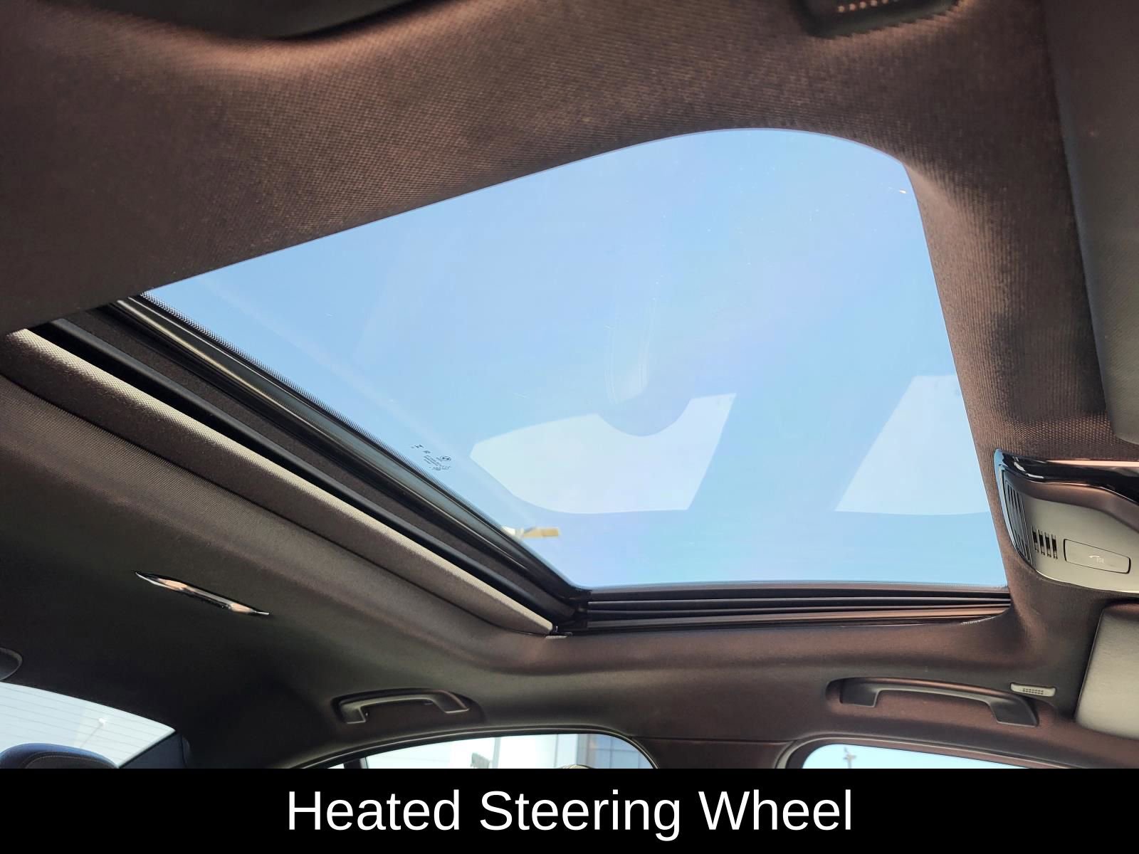 Used 2023 BMW M340i RWD image 11