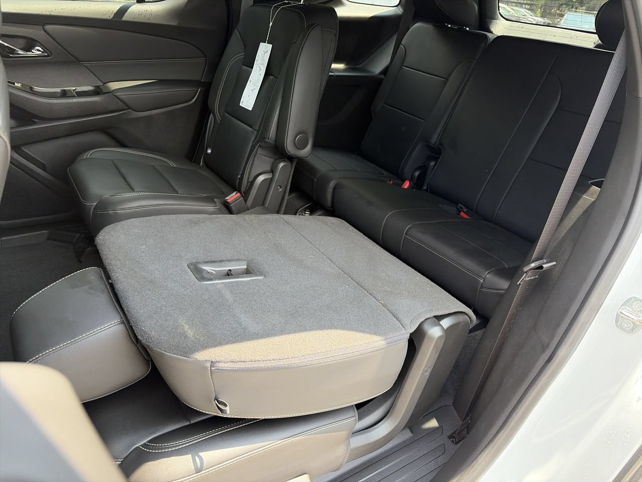 Used 2023 Chevrolet Traverse LT w/ LPO, Floor Liner Package AWD/4WD image 25