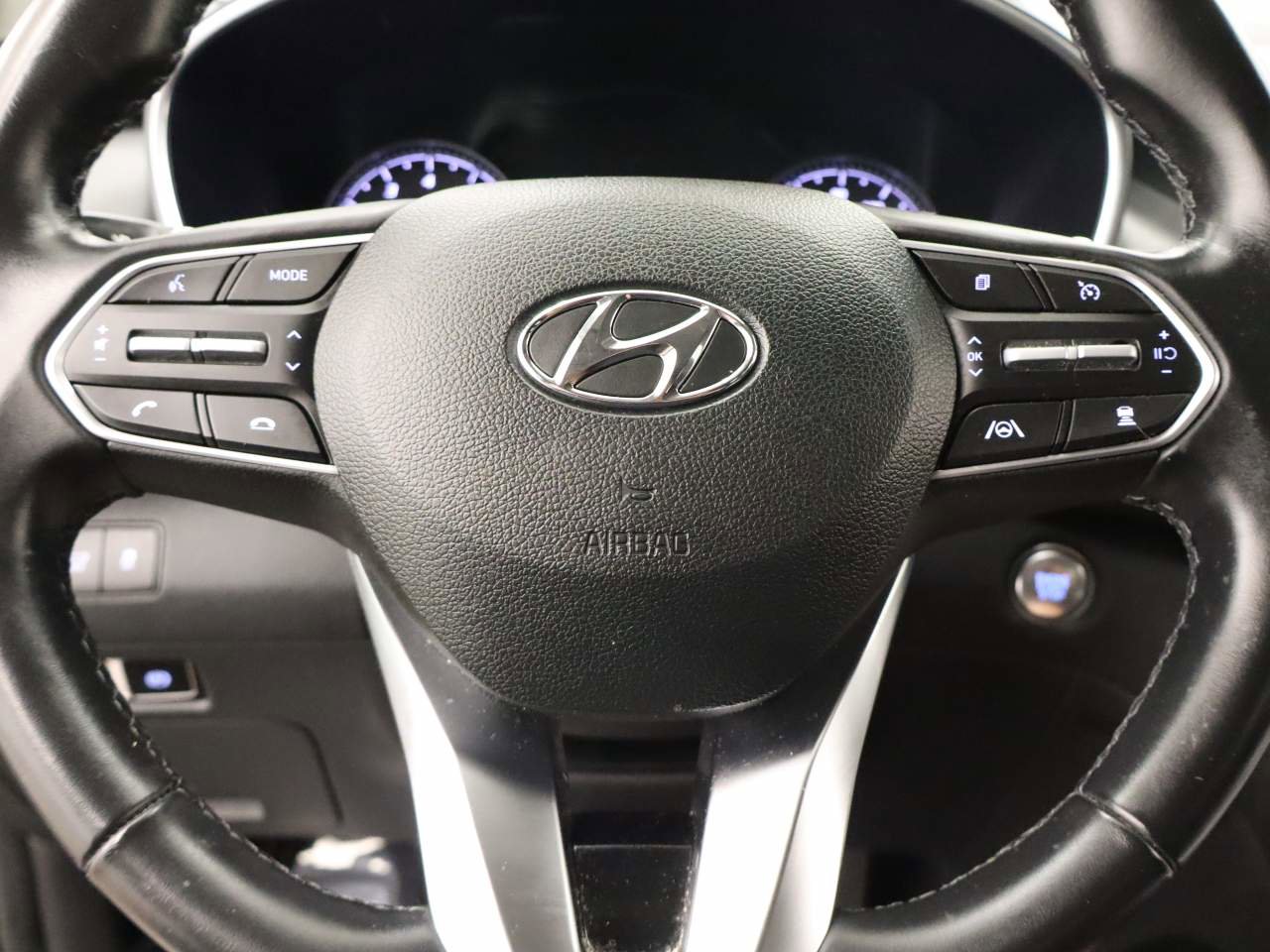 Used 2023 Hyundai Santa Fe SEL w/ Cargo Package image 13