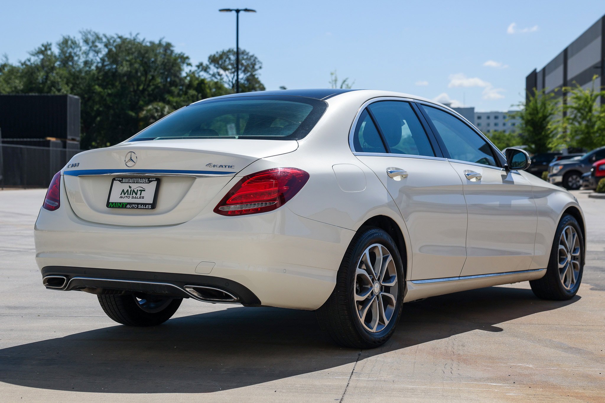 Used 2016 Mercedes-Benz C 300 4MATIC Sedan w/ Multimedia Package image 15