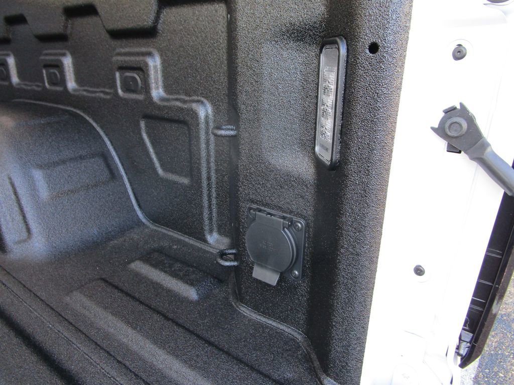 New 2026 GMC Sierra 1500 Elevation image 18