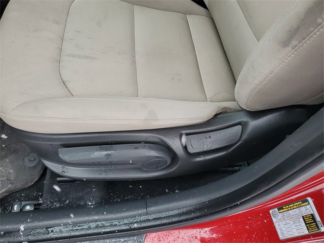 Used 2017 Hyundai Elantra SE image 21