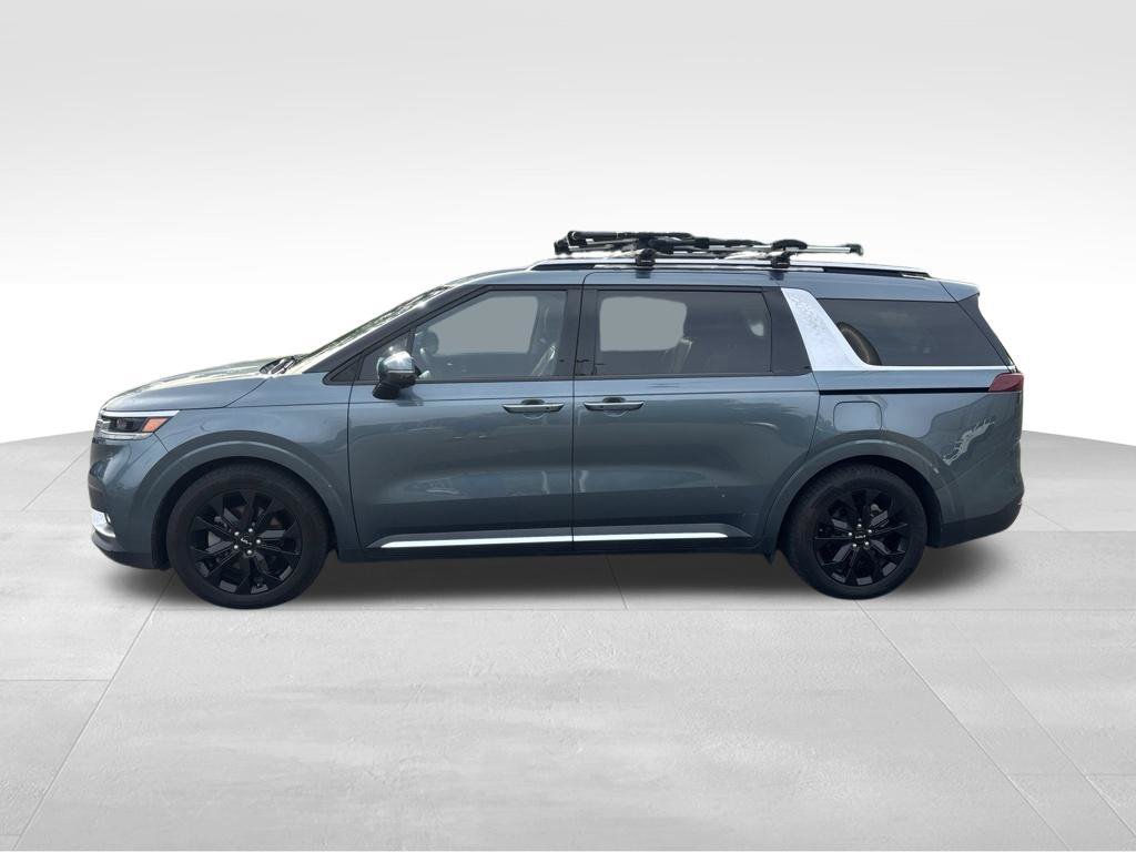 Used 2022 Kia Carnival SX FWD image 2