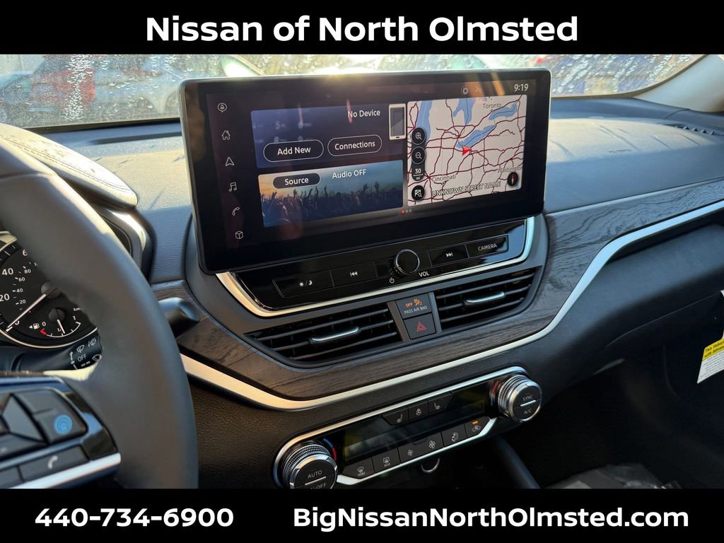 New 2025 Nissan Altima 2.5 SL image 17