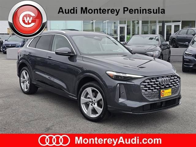 Used 2025 Audi Q5 Premium Plus w/ Premium Plus image 1