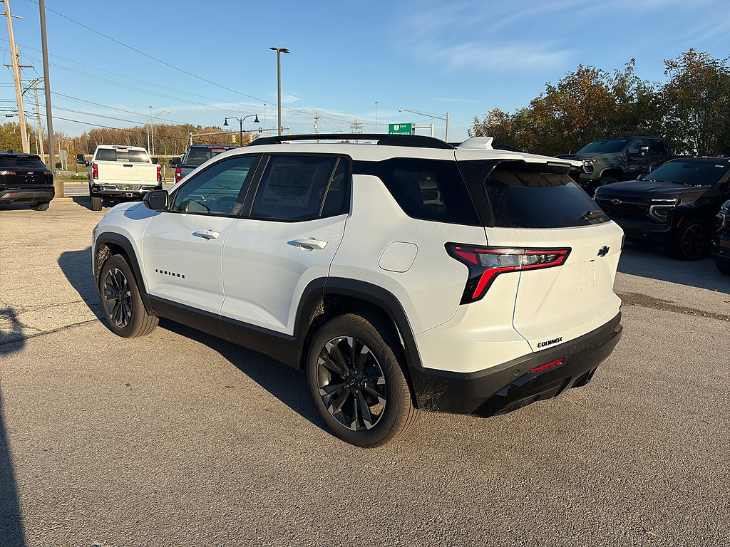 New 2027 Chevrolet Equinox RS w/ Convenience Package III FWD image 3