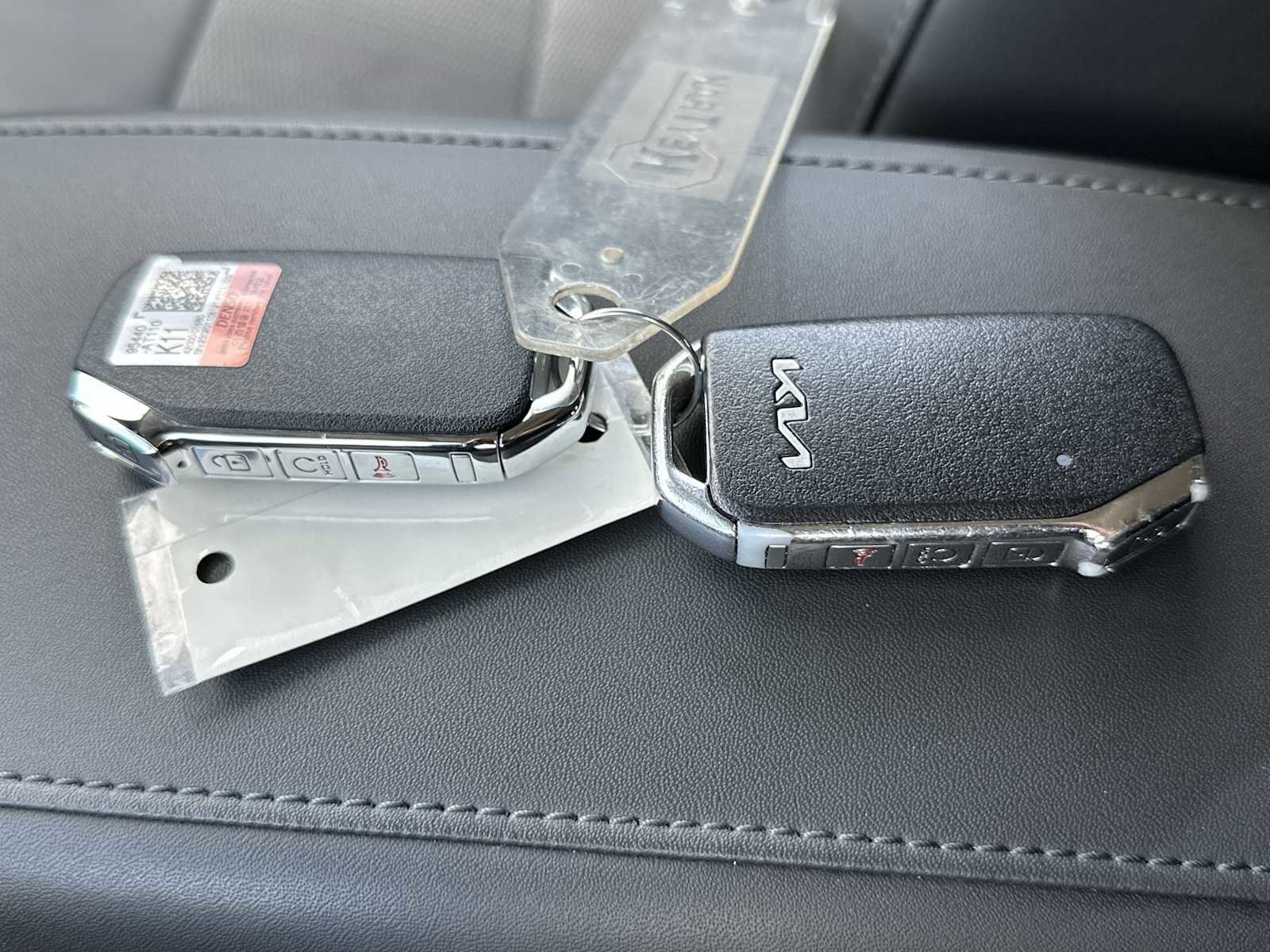 Used 2023 Kia Niro EX Touring image 26