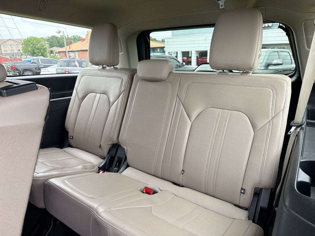Used 2024 Ford Expedition Max Limited AWD/4WD image 20
