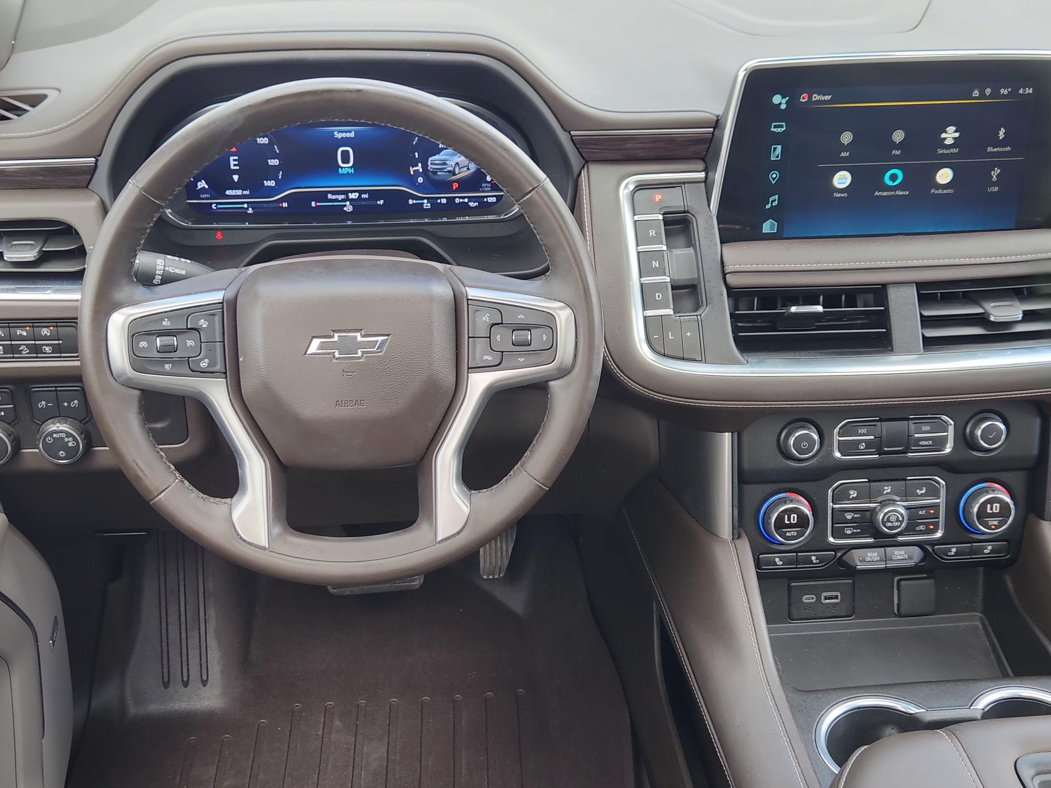 Used 2023 Chevrolet Tahoe Z71 w/ Luxury Package AWD/4WD image 28