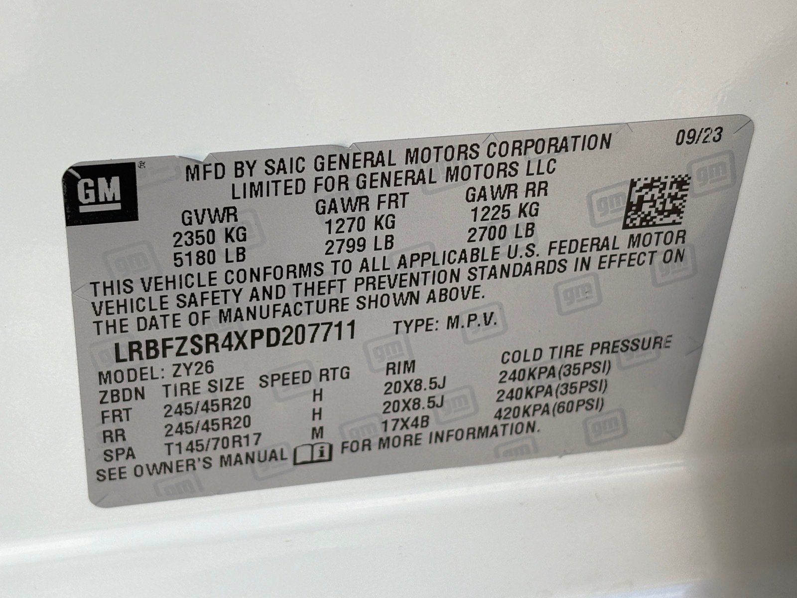 Used 2023 Buick Envision Avenir AWD/4WD image 31