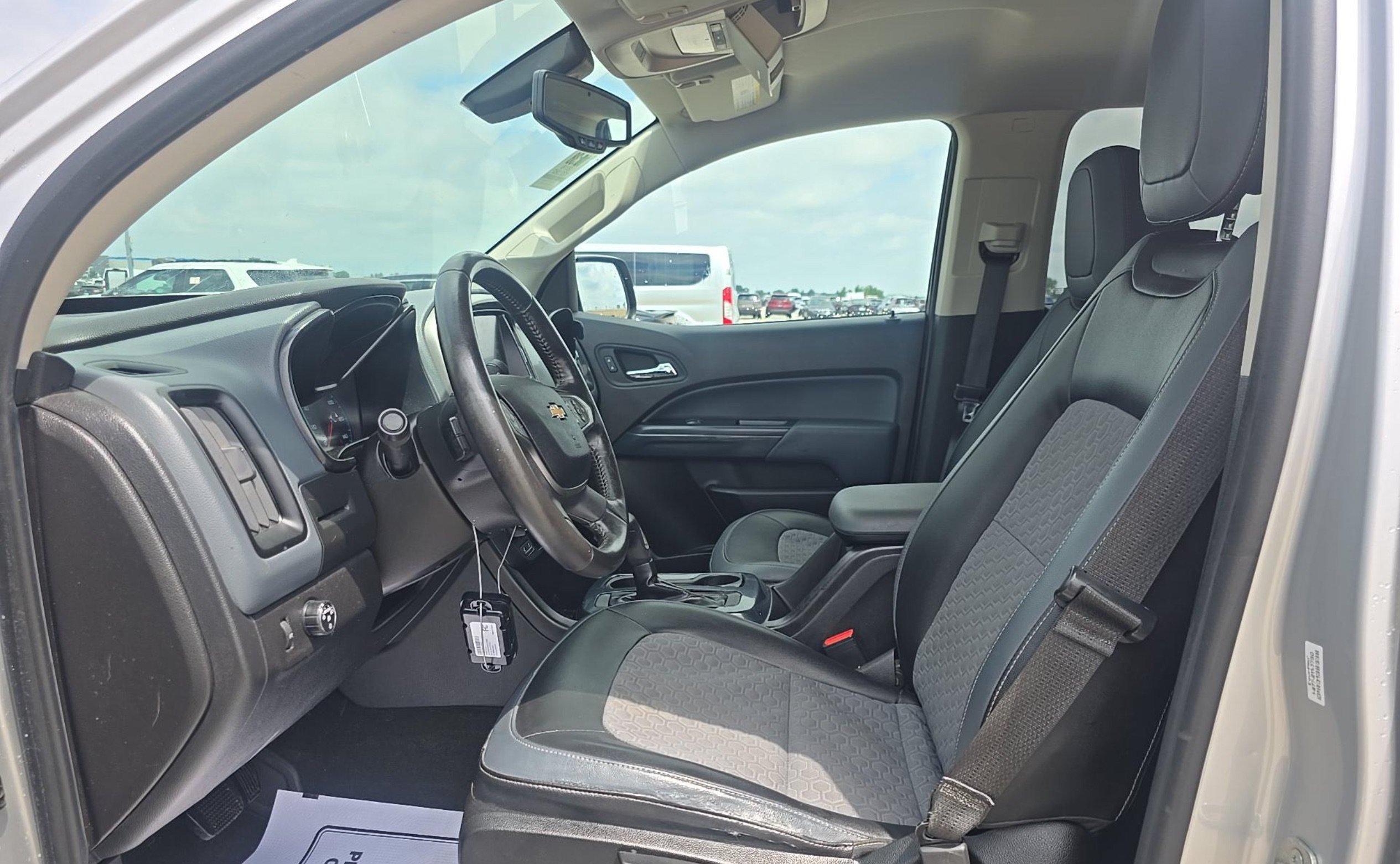 Used 2016 Chevrolet Colorado Z71 RWD image 4