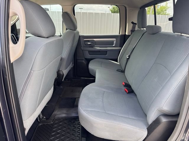 Used 2020 RAM 1500 Classic SLT AWD/4WD image 11