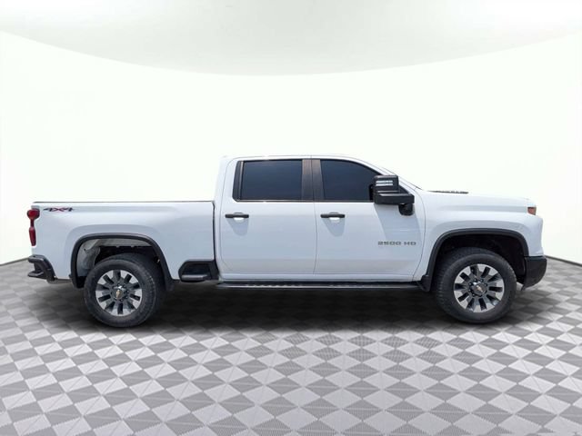 Used 2024 Chevrolet Silverado 2500 Custom w/ Custom Value Package AWD/4WD image 3