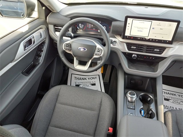 New 2026 Ford Explorer Active image 16