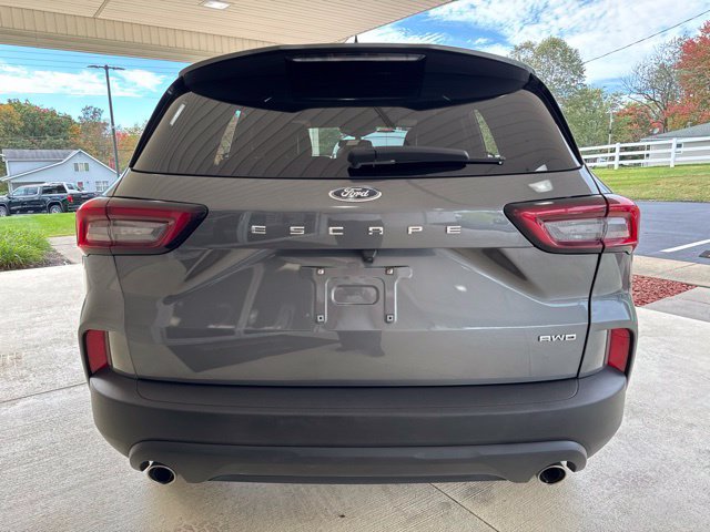 Used 2025 Ford Escape ST-Line Select AWD/4WD image 7